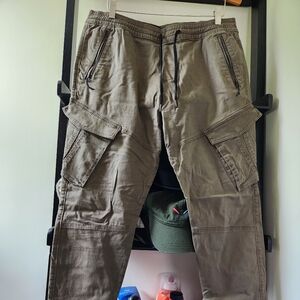 Hollister Men's Large Skinny Jogger Olive green pants